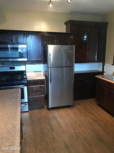 Building Photo - 4 br, 1 bath  - 353 Marshall Ave