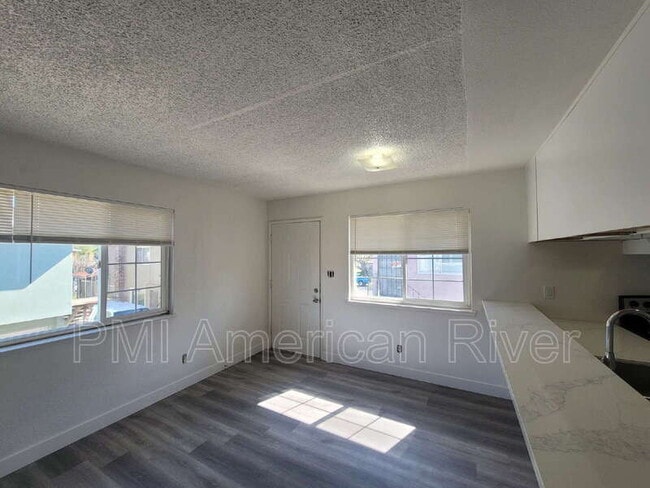 Building Photo - 75 Nedra Ct