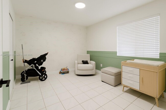 Building Photo - 2200 NW 78th Ave