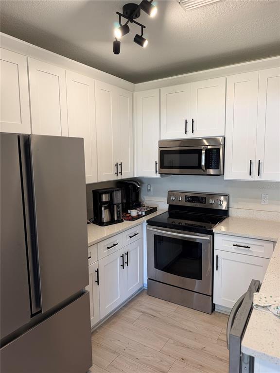 Building Photo - 1532 Blue Magnolia Rd