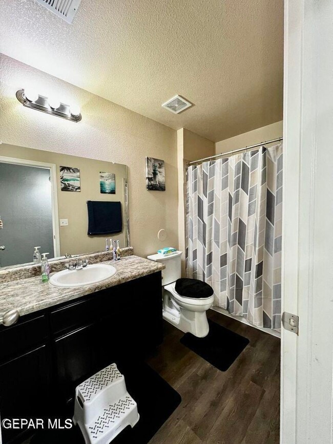 Building Photo - 749 Villa Romero Dr