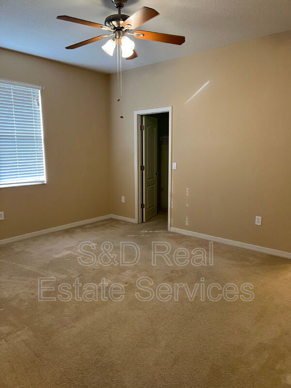 Building Photo - 2492 Tahoe Dr