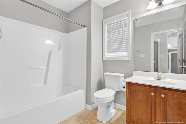 Building Photo - 278 Oakmont Dr