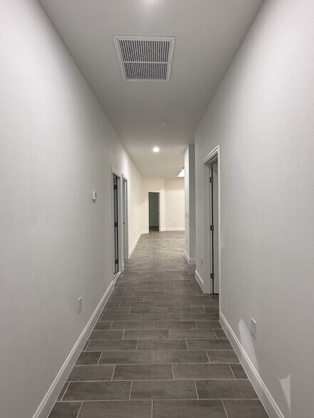 Building Photo - 4656 28th St SW