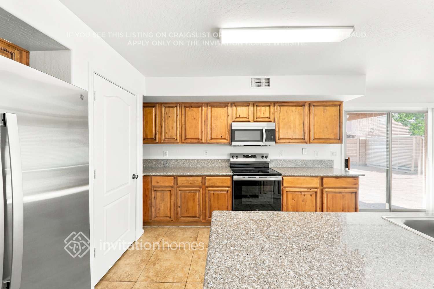 Building Photo - 15439 W Cottonwood Cir