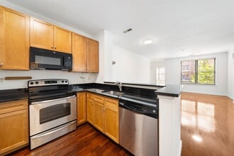 Building Photo - 26 Ave at Port Imperial