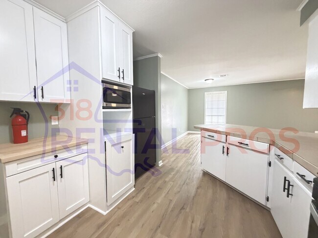 Building Photo - 3 Bed, 2 Bath Home in Ruston!