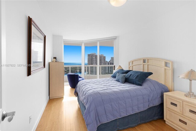 Building Photo - 21055 Yacht Club Dr