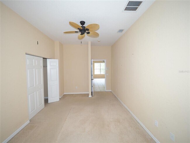 Building Photo - 408 Triano Cir