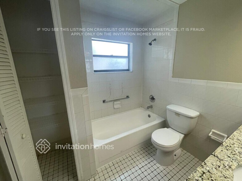 Building Photo - 11324 Stoneybrook Path