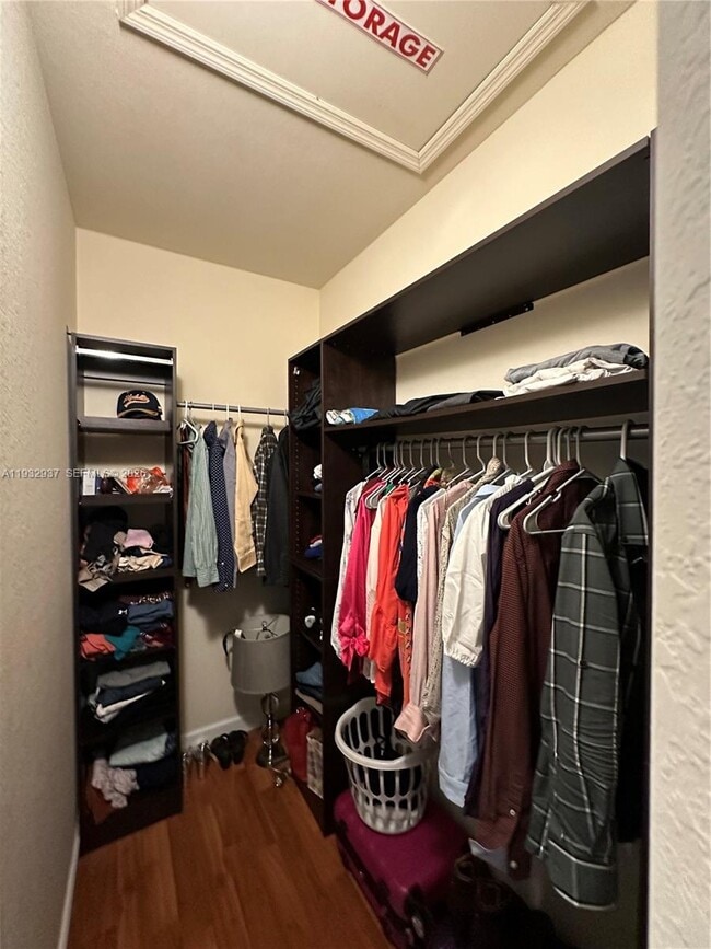 Building Photo - 133 SE 28th Ter