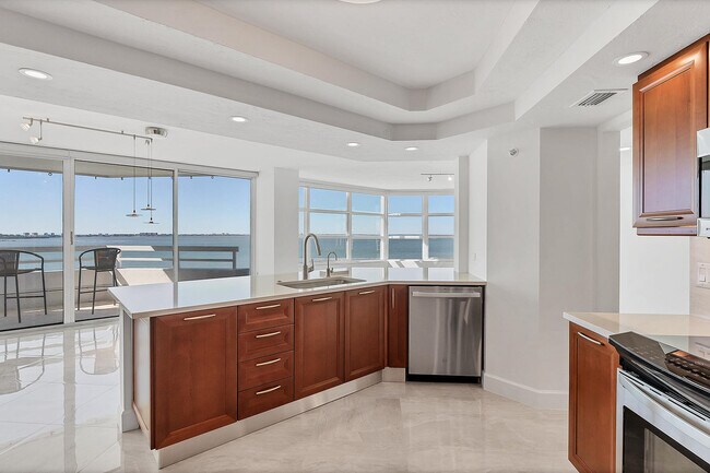 Building Photo - 888 Blvd of the Arts