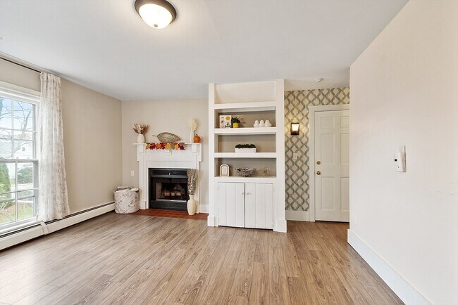 Building Photo - 74-76-76 Bromfield St