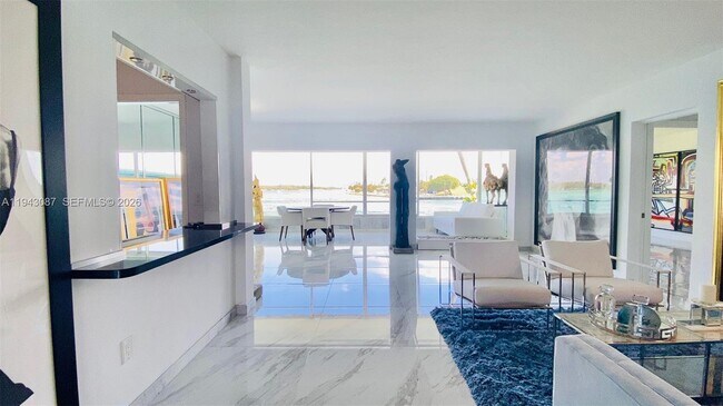 Building Photo - 286 Bal Bay Dr