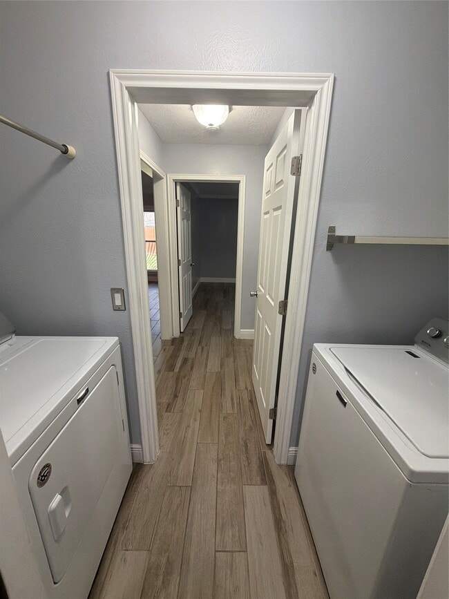 Building Photo - 4126 Park Douglas Dr