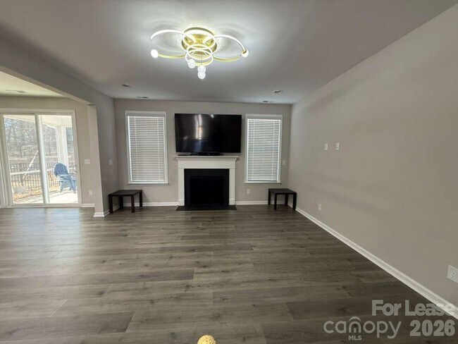 Building Photo - 128 Reids Cv Dr