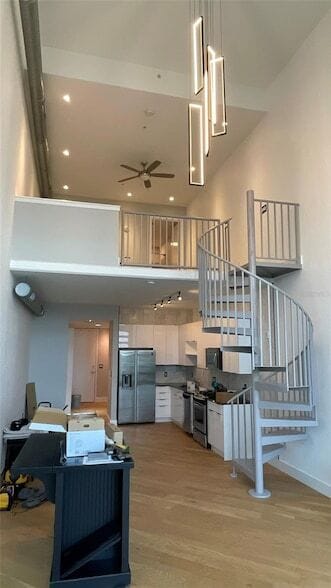 Building Photo - 150 E Robinson St