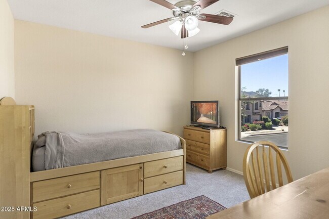 Building Photo - 9025 S 6th St