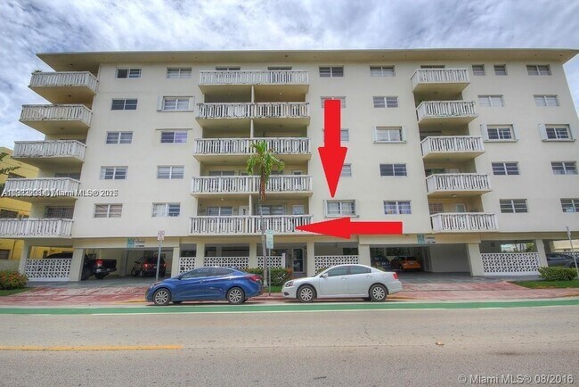 Building Photo - 1575 Euclid Ave