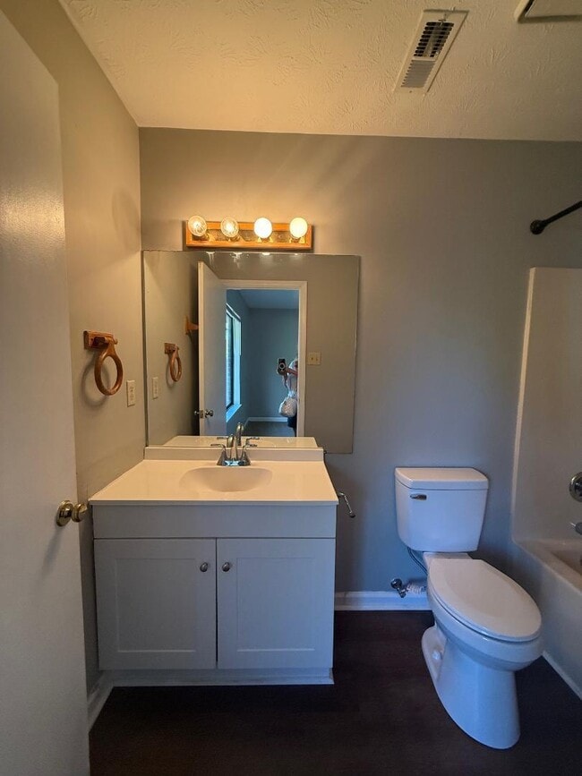 Building Photo - 1609 Claywood Ct
