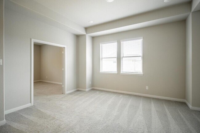 Building Photo - 21449 Kings Guild Ln