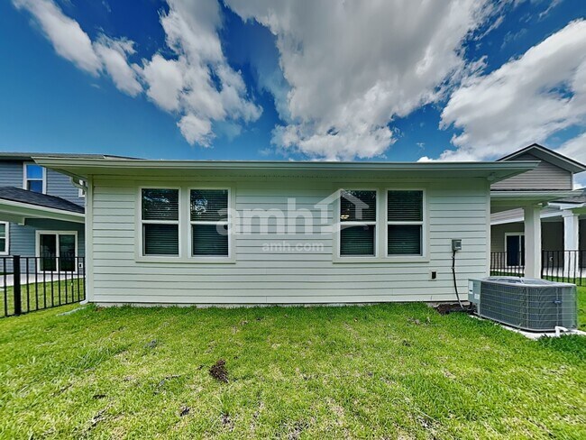 Building Photo - 12668 Percy Ln