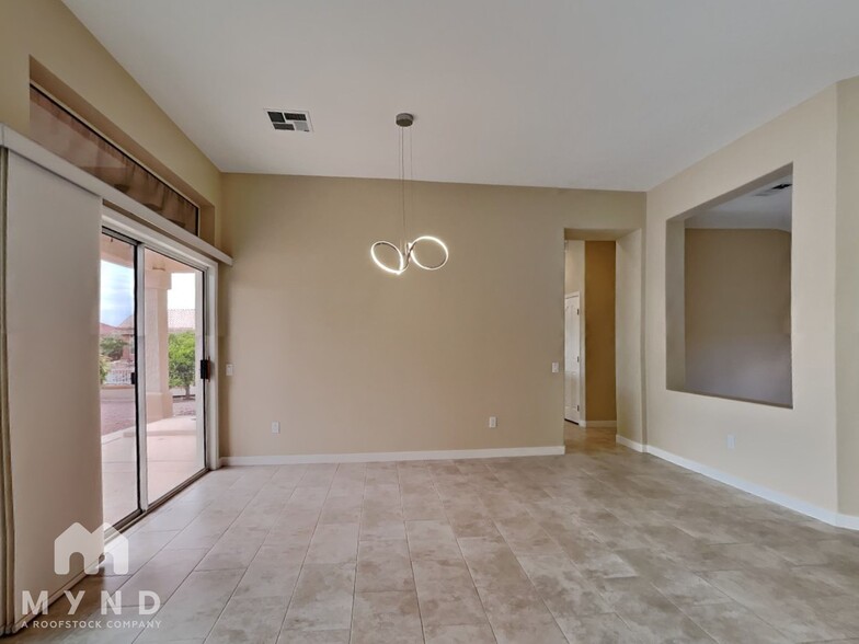 Building Photo - 21405 N 159th Dr