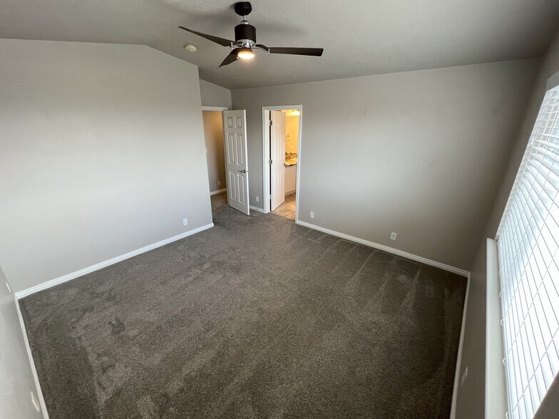 Primary Bedroom - 1251 Alpine Way
