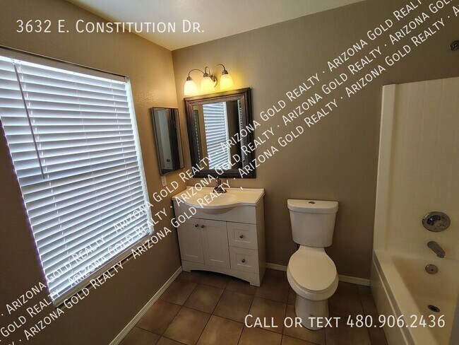 Building Photo - 3632 E Constitution Dr