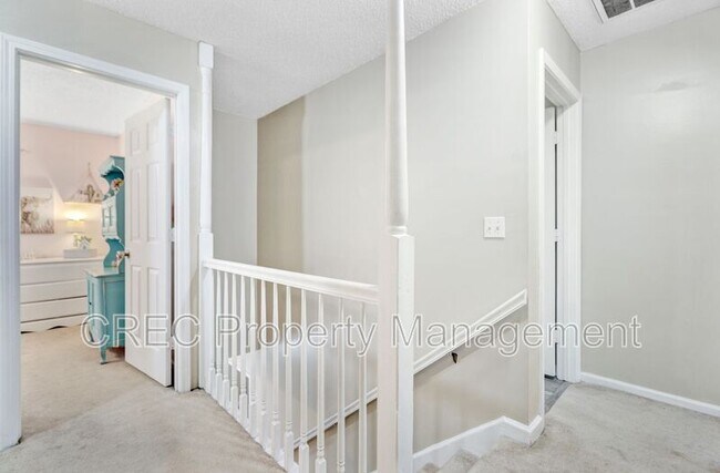 Building Photo - 109 Fort St