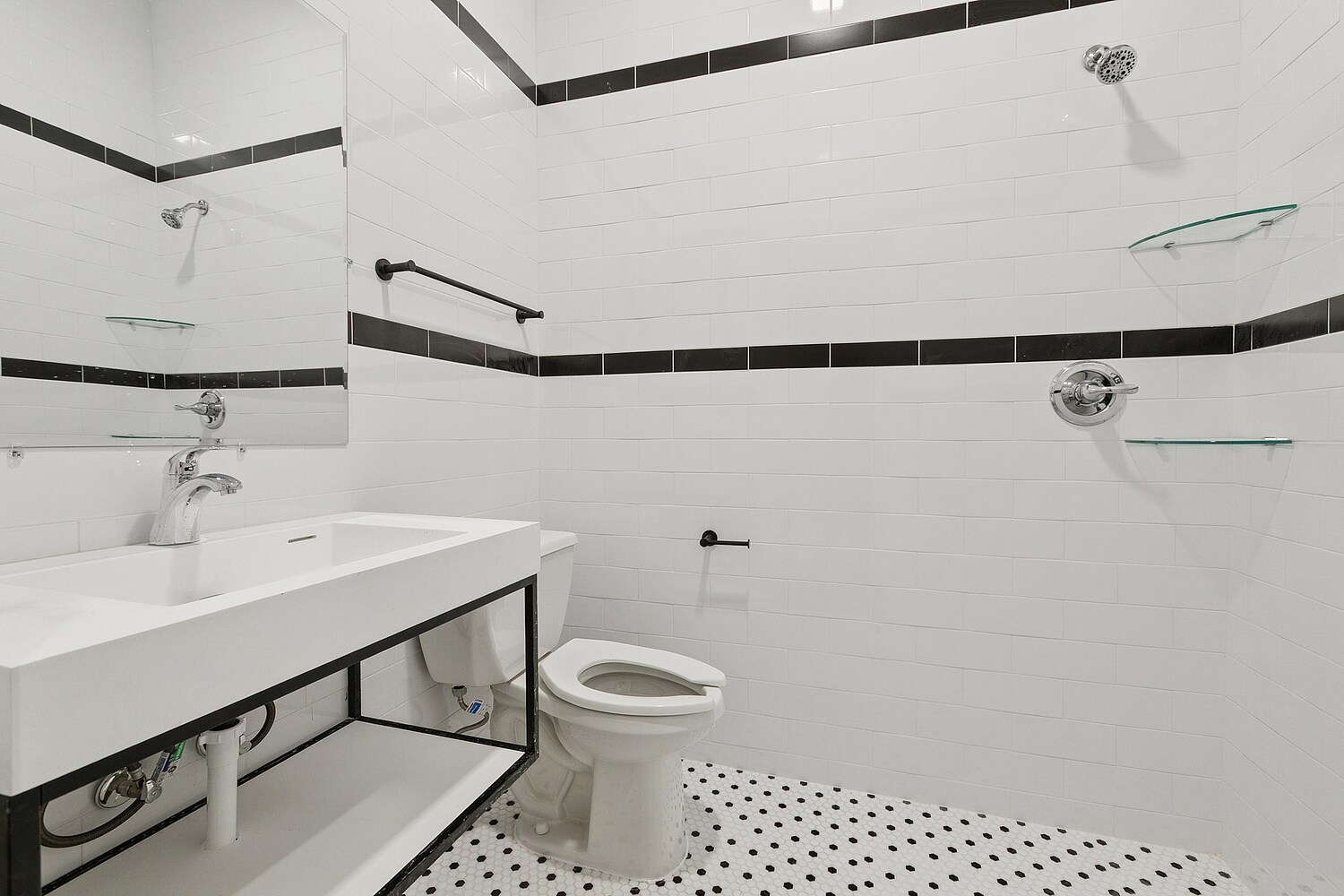 Building Photo - 137 Carondelet St