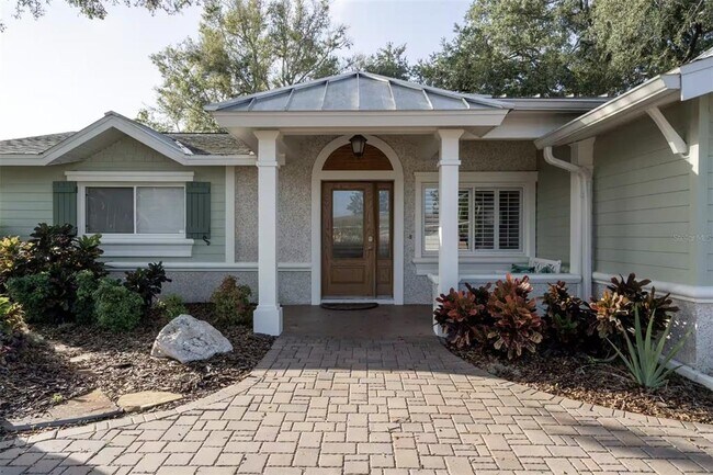 Building Photo - 378 Westwinds Dr