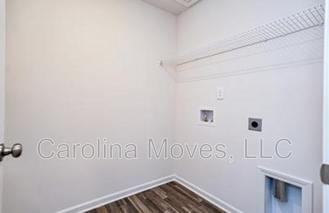 Building Photo - 507 Springtime Ln