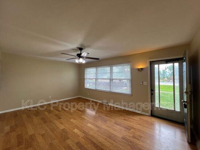 Building Photo - 1222 SW Ordnance Road