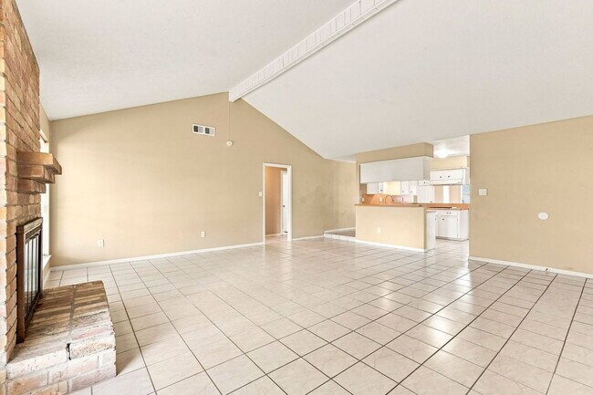 Building Photo - 703 Conestoga Cir