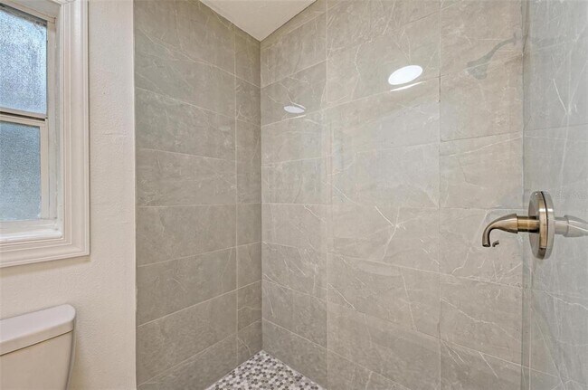 Building Photo - 6703 N 30th St