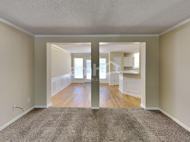 Building Photo - 4476 High Gate Ct NW