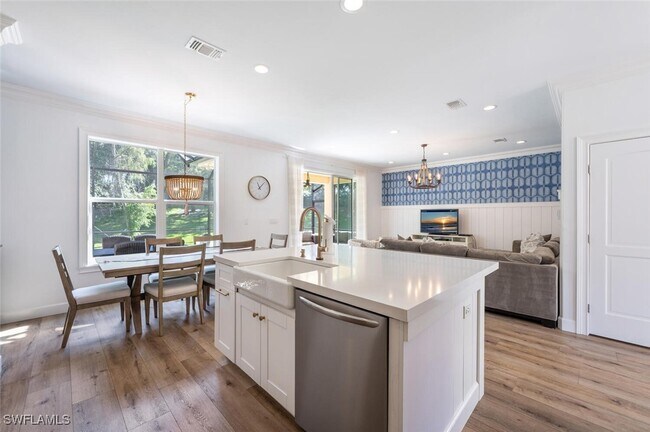Building Photo - 1262 Barrigona Ct
