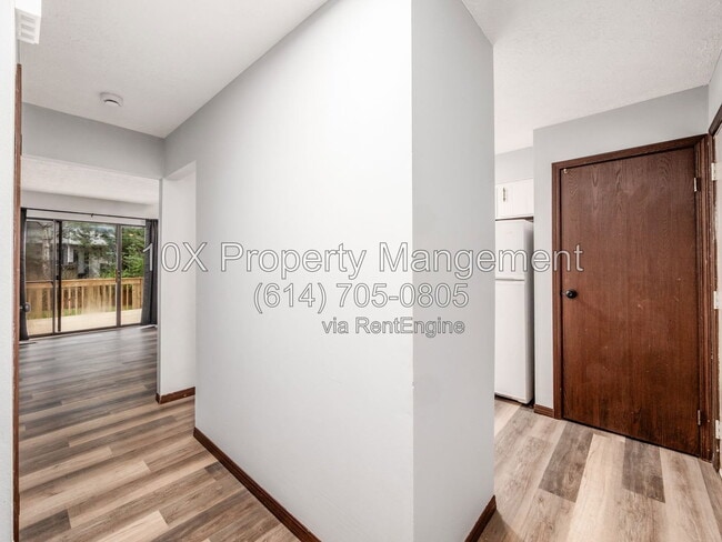 Building Photo - 8235 Goldsmith Dr