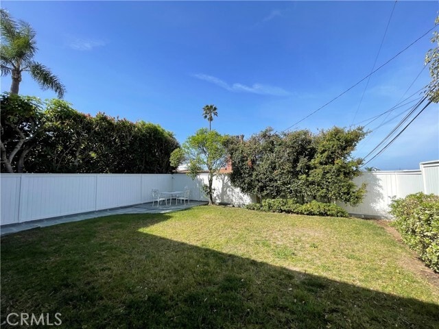 Building Photo - 952 2nd St.