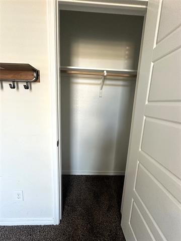 Building Photo - 223 Garden Grove Dr