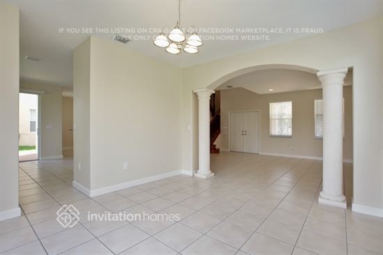 Building Photo - 3626 SW 166th Ave