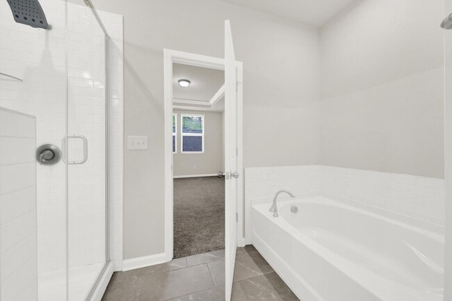 Building Photo - Lovely 3 Bed 3.5 Bath Townhome in Indian L...