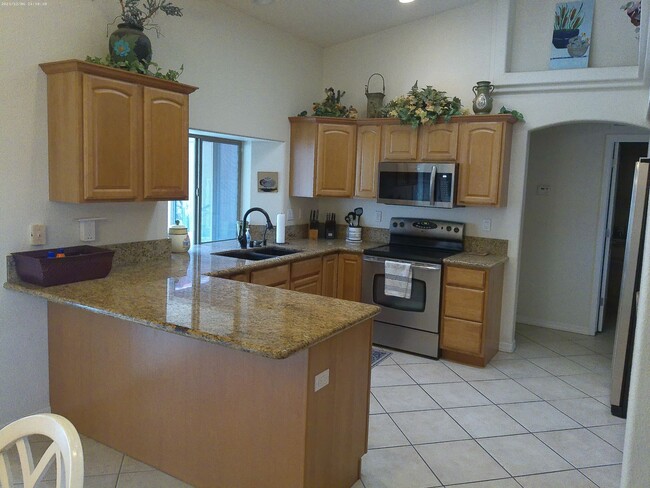 Building Photo - 2910 Swirl Dr