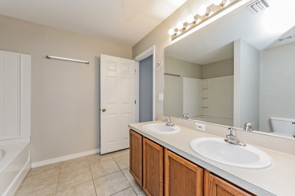Building Photo - 5123 Cello Wood Ln