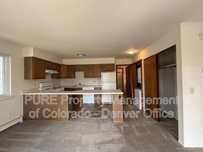 Building Photo - 3583 S Marion St