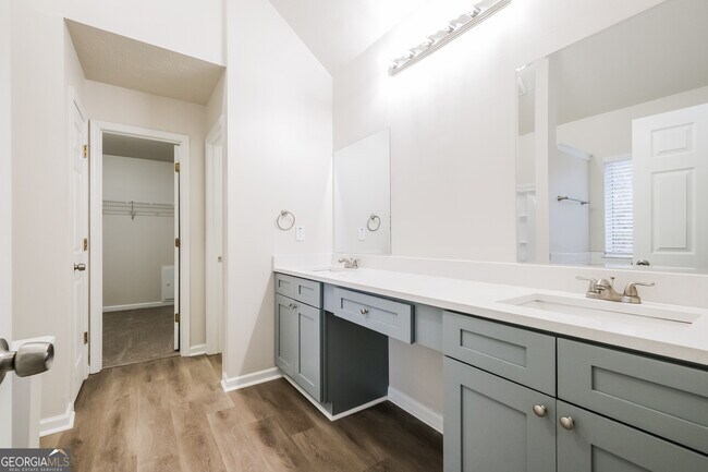 Building Photo - 5807 Belmont Ridge Cir