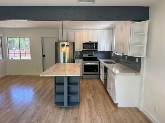 Building Photo - 12503 Buckskin Trail
