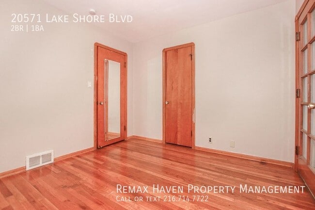 Building Photo - 20571 Lakeshore Blvd