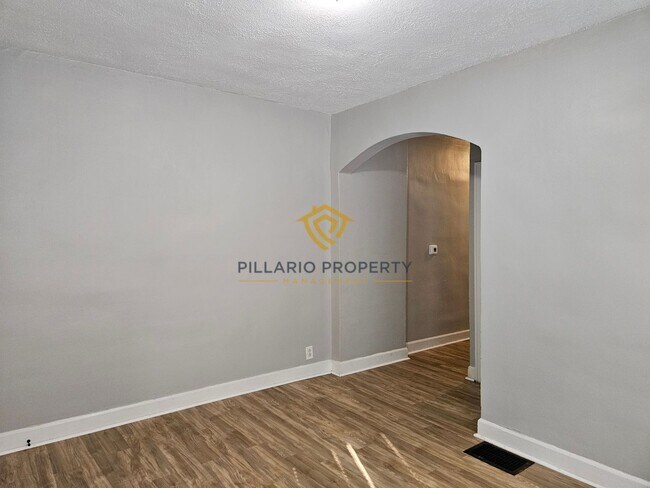 Building Photo - 3709-3711 Brookside Pkwy S Dr